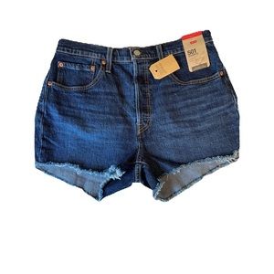 Levi’s 501 women’s shorts. High‎ rise. Size 31 waist. NWT. Q1.